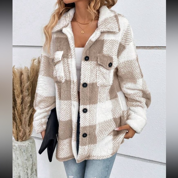 Cozy buffalo plaid button down teddy jacket - Picture 9 of 16